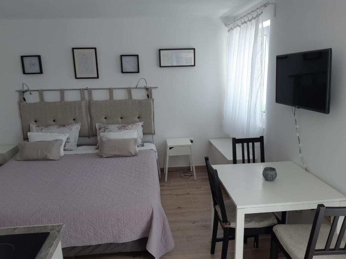 Apartments Kule Brela Luaran gambar