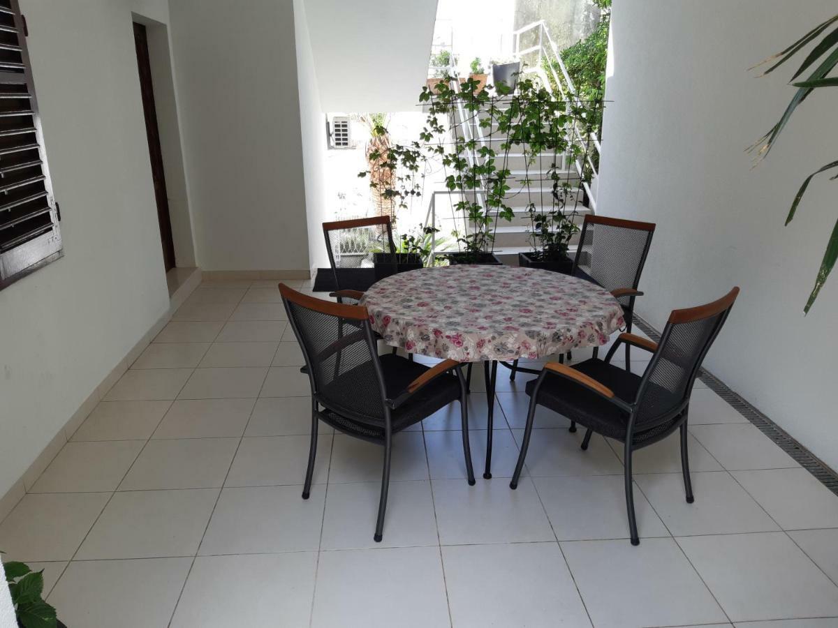 Apartments Kule Brela Luaran gambar
