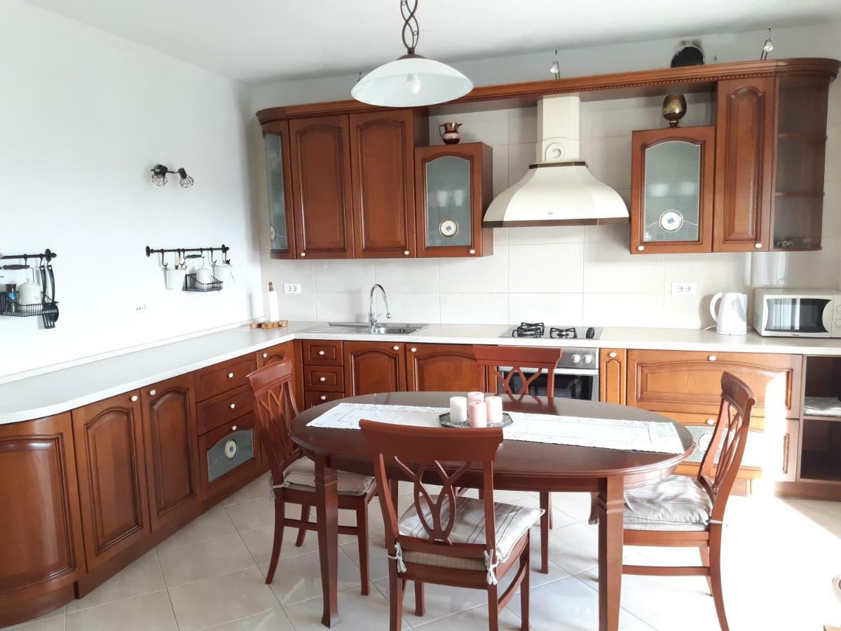 Apartments Kule Brela Luaran gambar